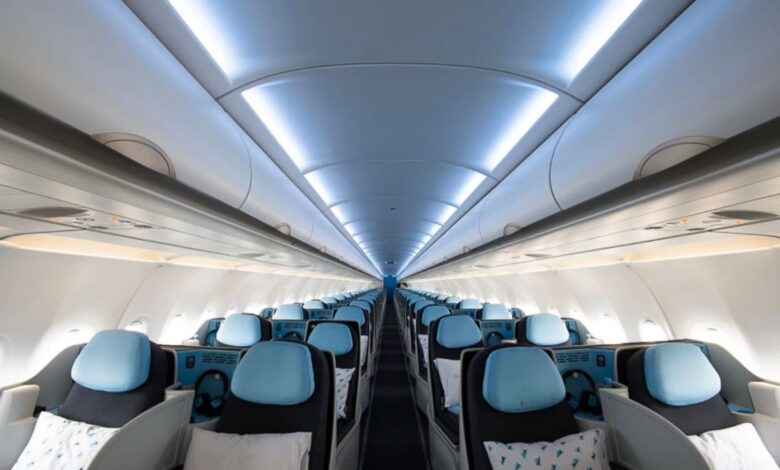 Menús repletos de estrellas, avión de 76 plazas… Cómo viajarán los Blues “en las mejores condiciones” Menús repletos de estrellas, avión de 76 plazas… Cómo viajarán los Blues “en las mejores condiciones”